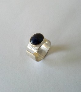 Silver ring with lapis